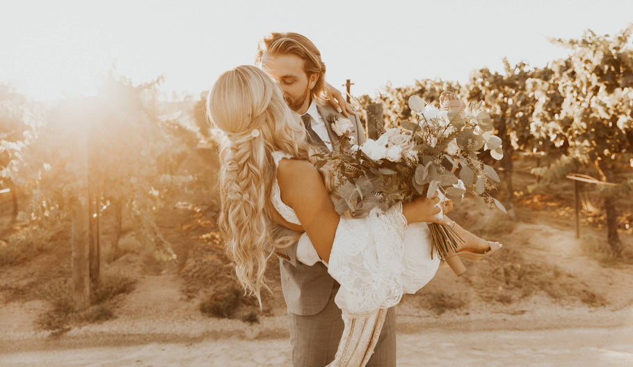 Patrick y Nikki con el vestido de Alexandra Rose 